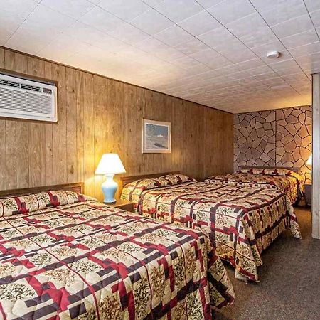 Motel Ely 外观 照片