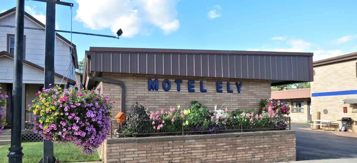 Motel Ely 外观 照片