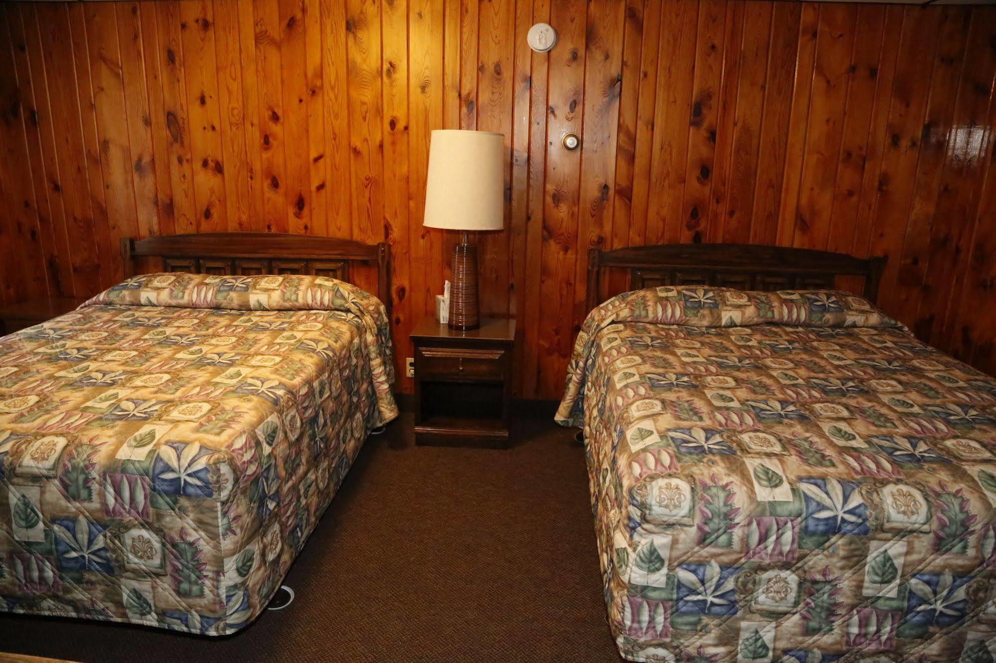 Motel Ely 外观 照片